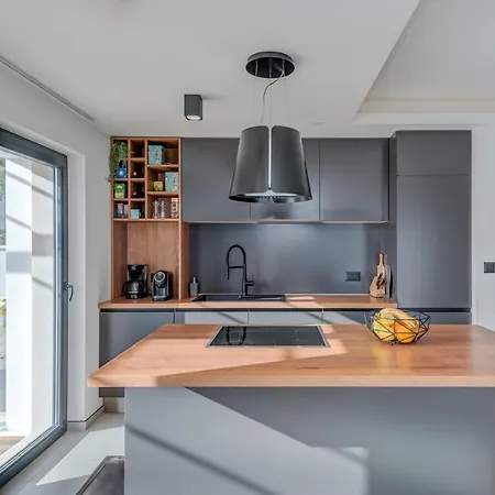 Elementa - A Peaceful Retreat