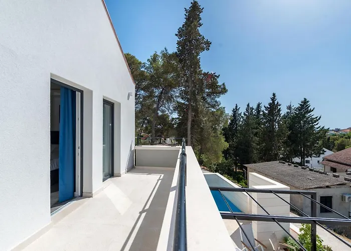 Elementa - A Peaceful Retreat