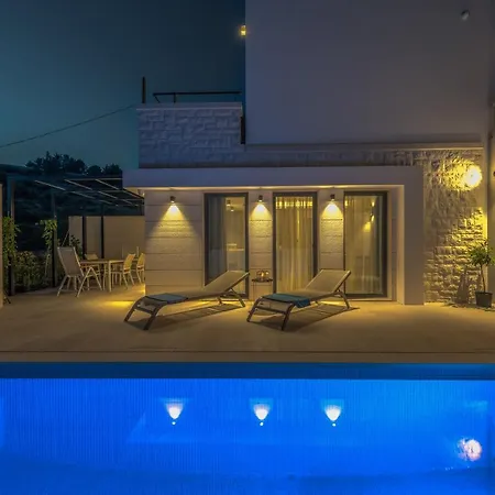 Elementa - A Peaceful Retreat