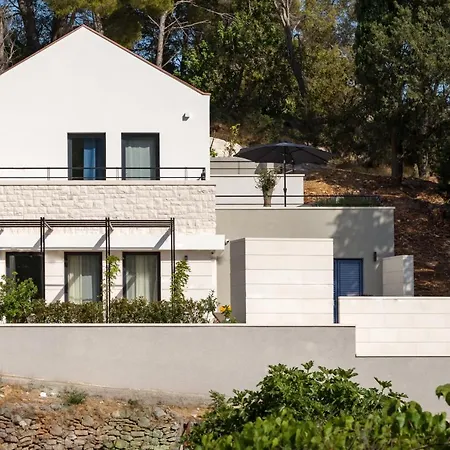 Elementa - A Peaceful Retreat וילה