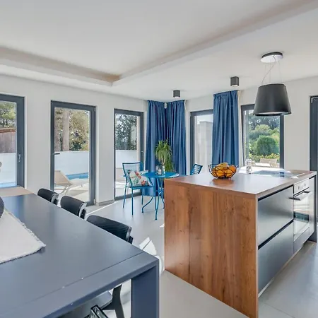 Elementa - A Peaceful Retreat ميلنا